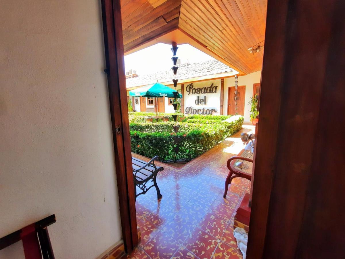 Hotel La Posada Del Doctor León Exterior foto